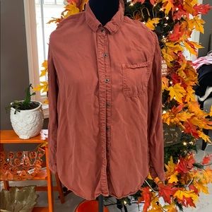 Size Medium Button up